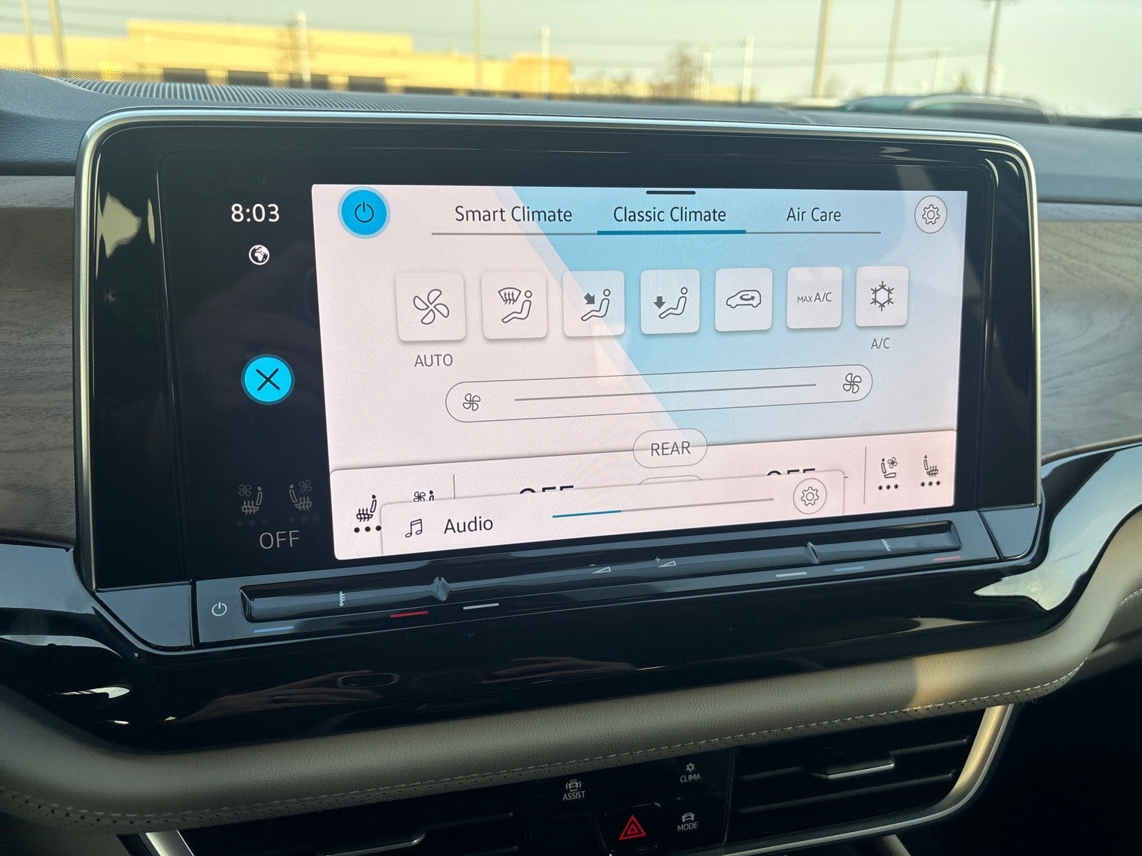 2026 Volkswagen Atlas 2.0T SE