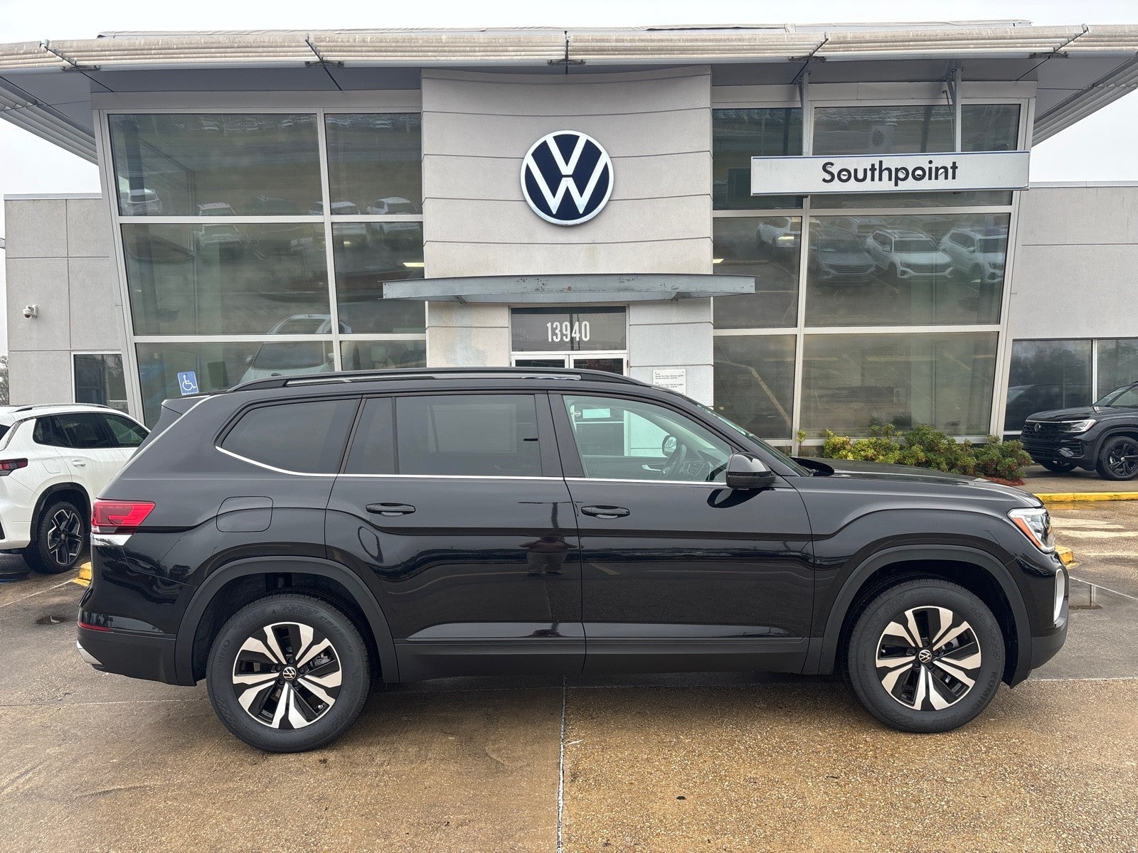 2026 Volkswagen Atlas 2.0T SE