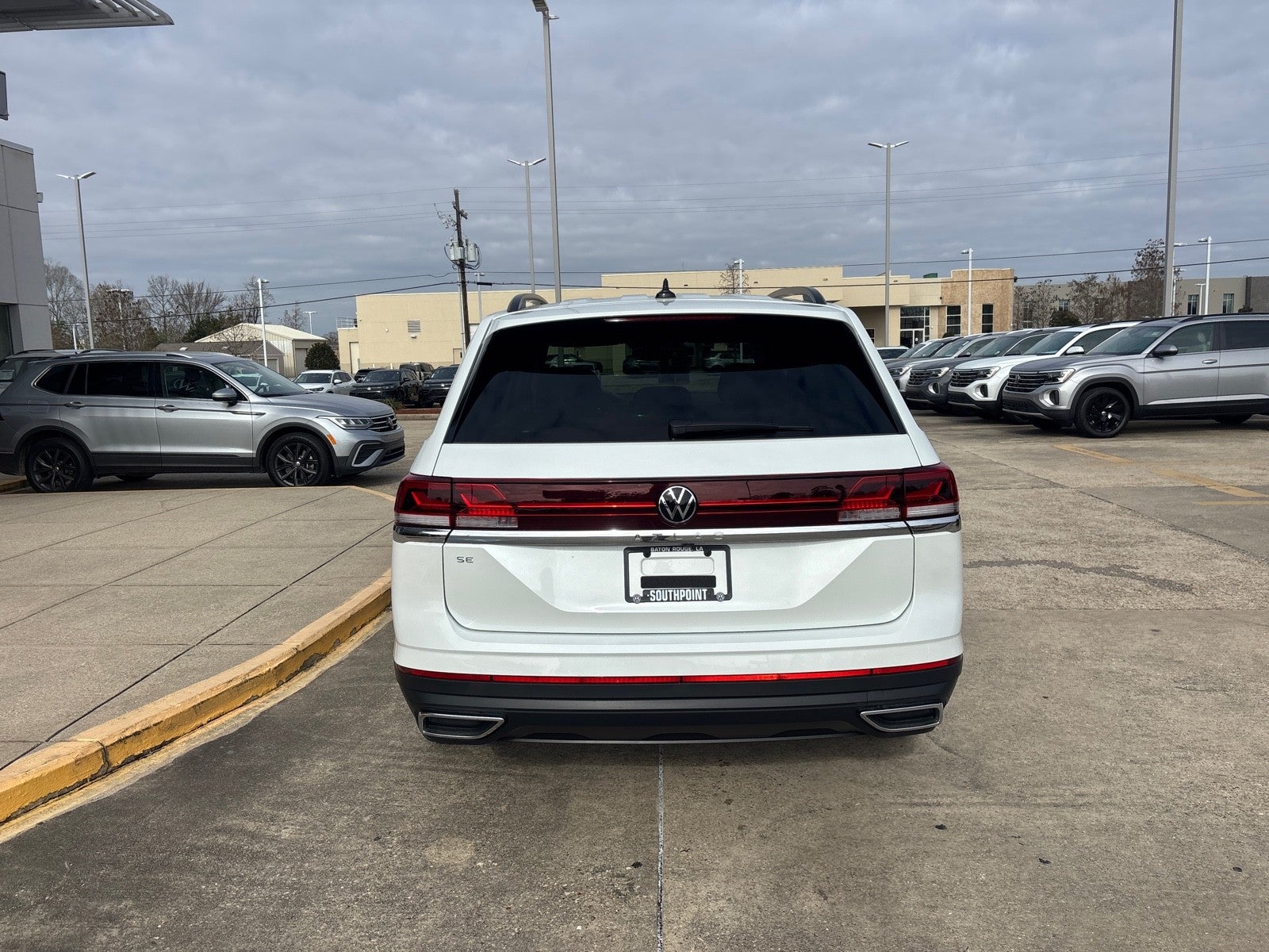 2026 Volkswagen Atlas 2.0T SE
