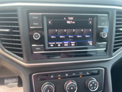 2023 Volkswagen Atlas 2.0T SE