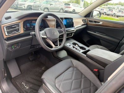 2024 Volkswagen Atlas 2.0T SE