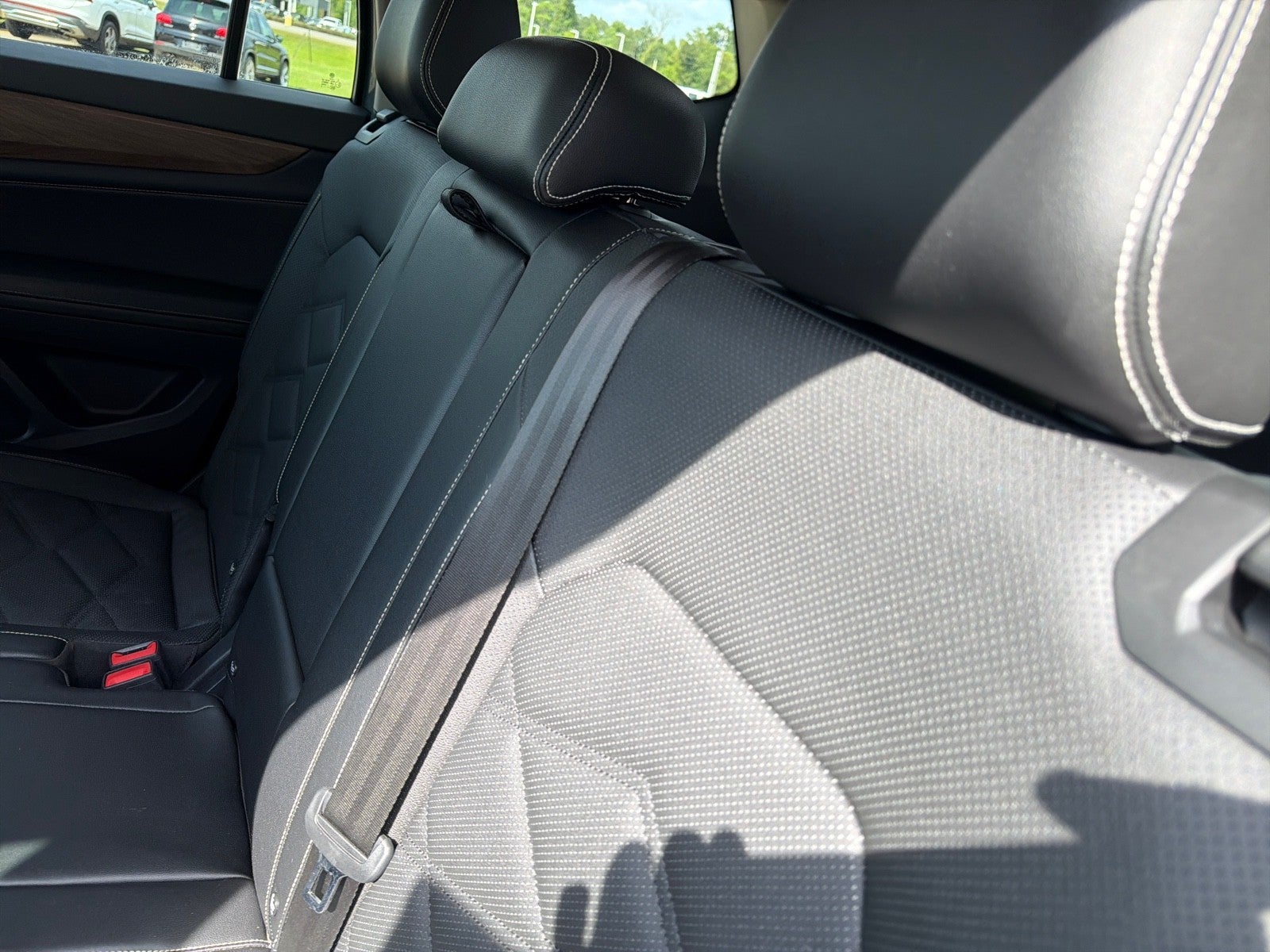 2024 Volkswagen Atlas 2.0T SE