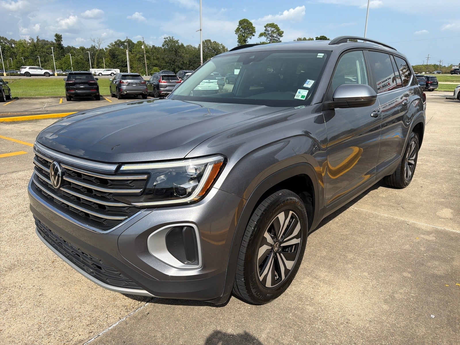 2024 Volkswagen Atlas 2.0T SE