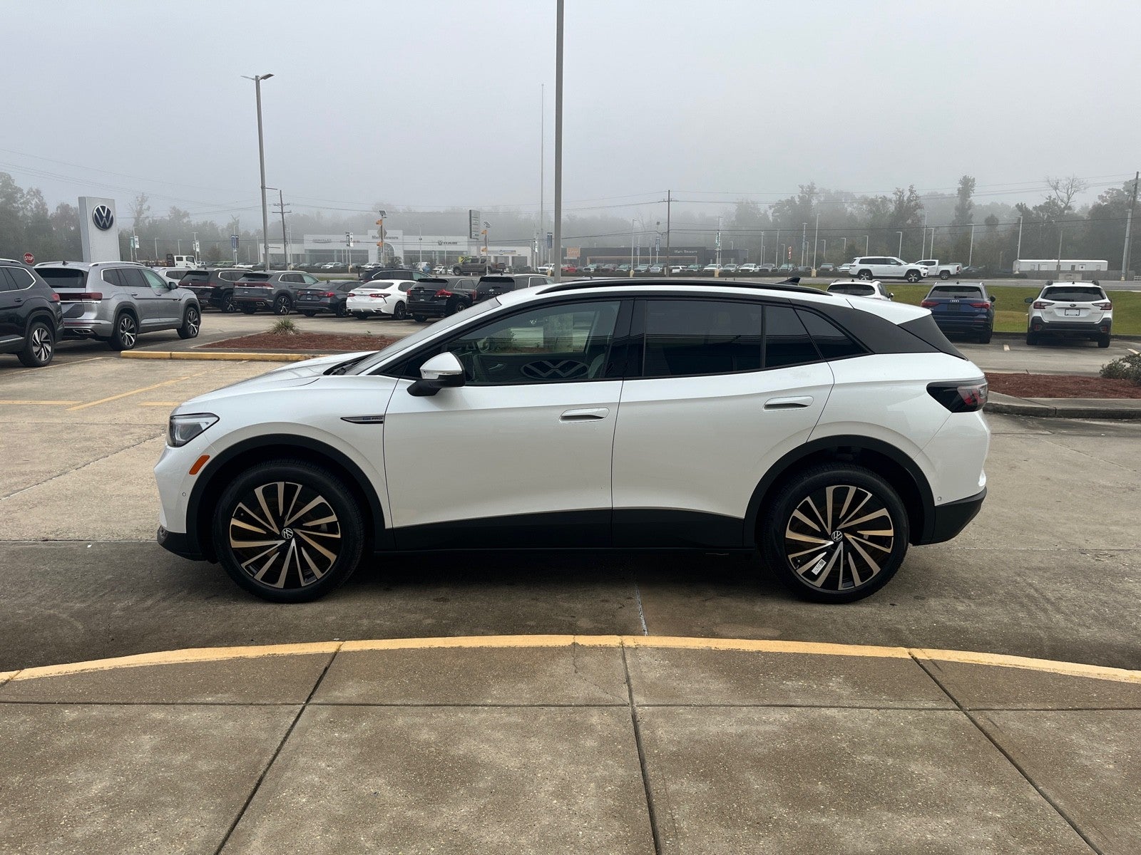 2025 Volkswagen ID.4 Pro