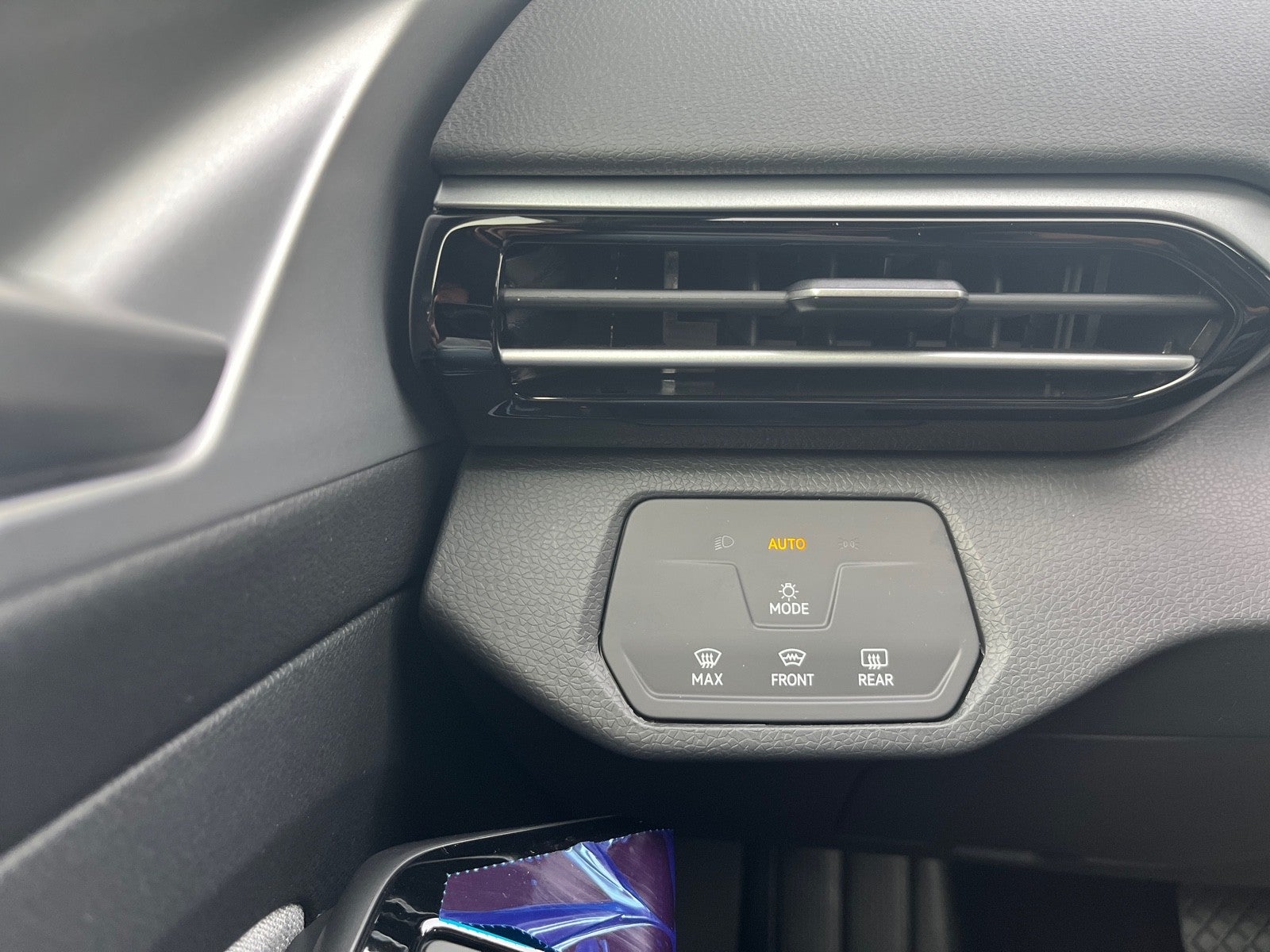 2025 Volkswagen ID.4 Pro