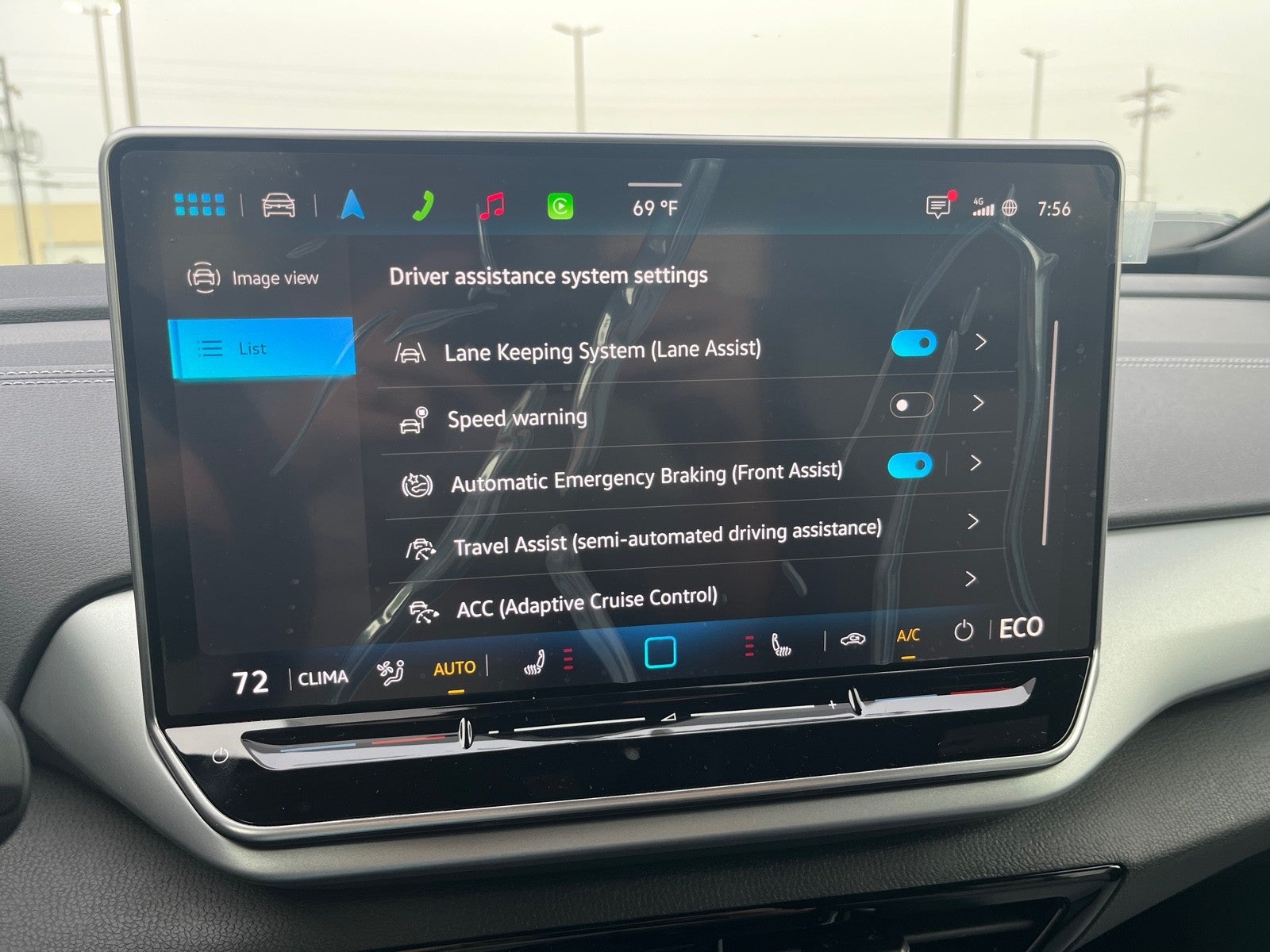 2025 Volkswagen ID.4 Pro