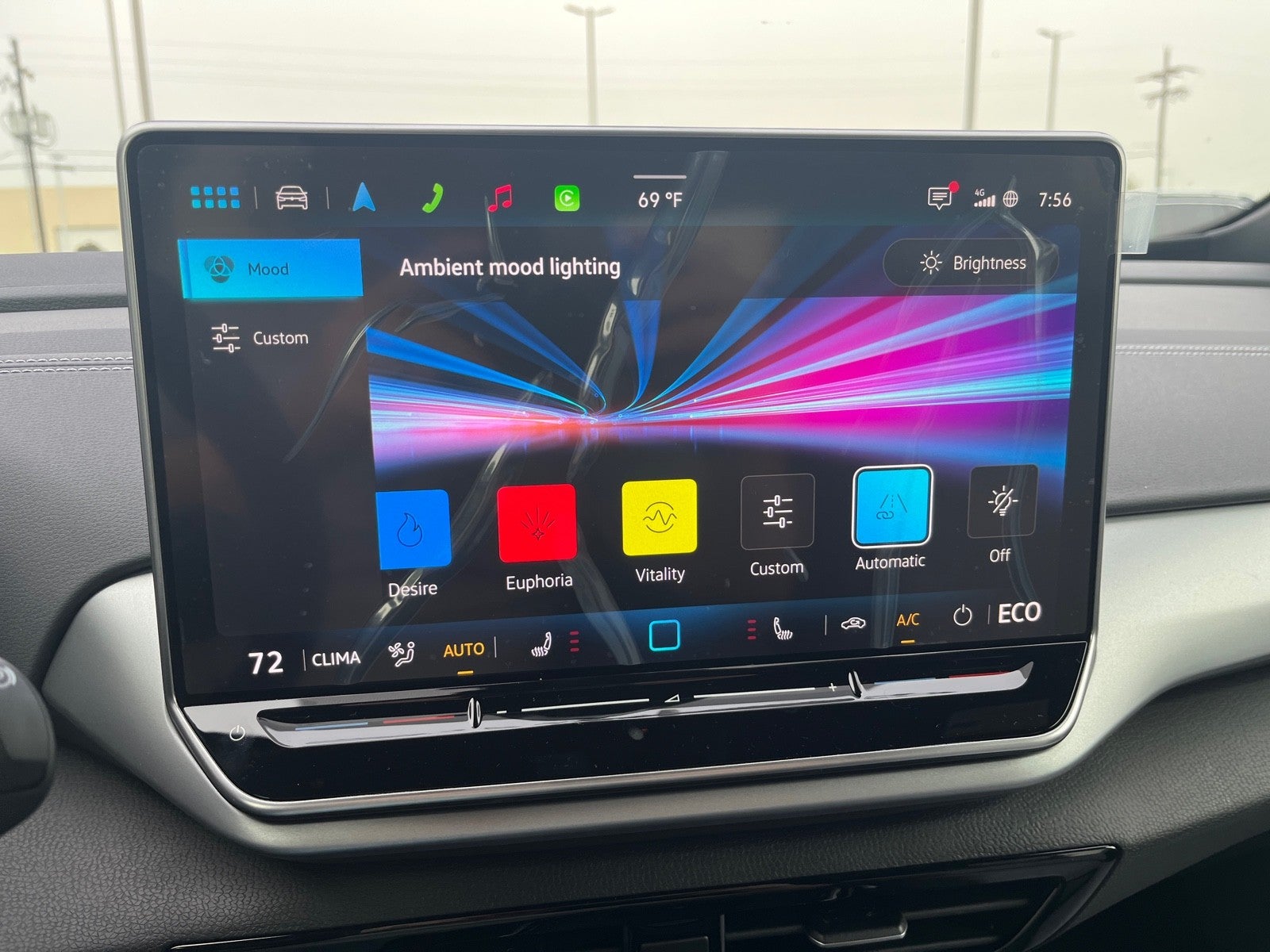 2025 Volkswagen ID.4 Pro