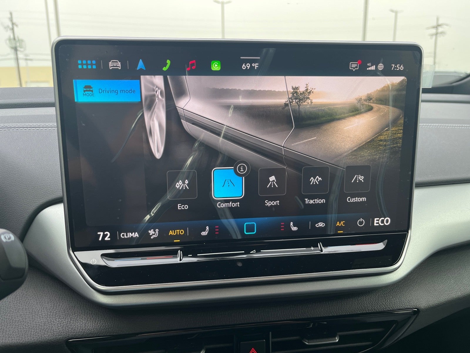 2025 Volkswagen ID.4 Pro