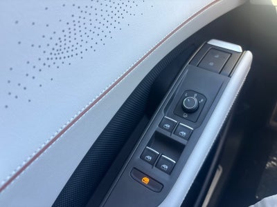 2027 Volkswagen Atlas SEL Premium R-Line