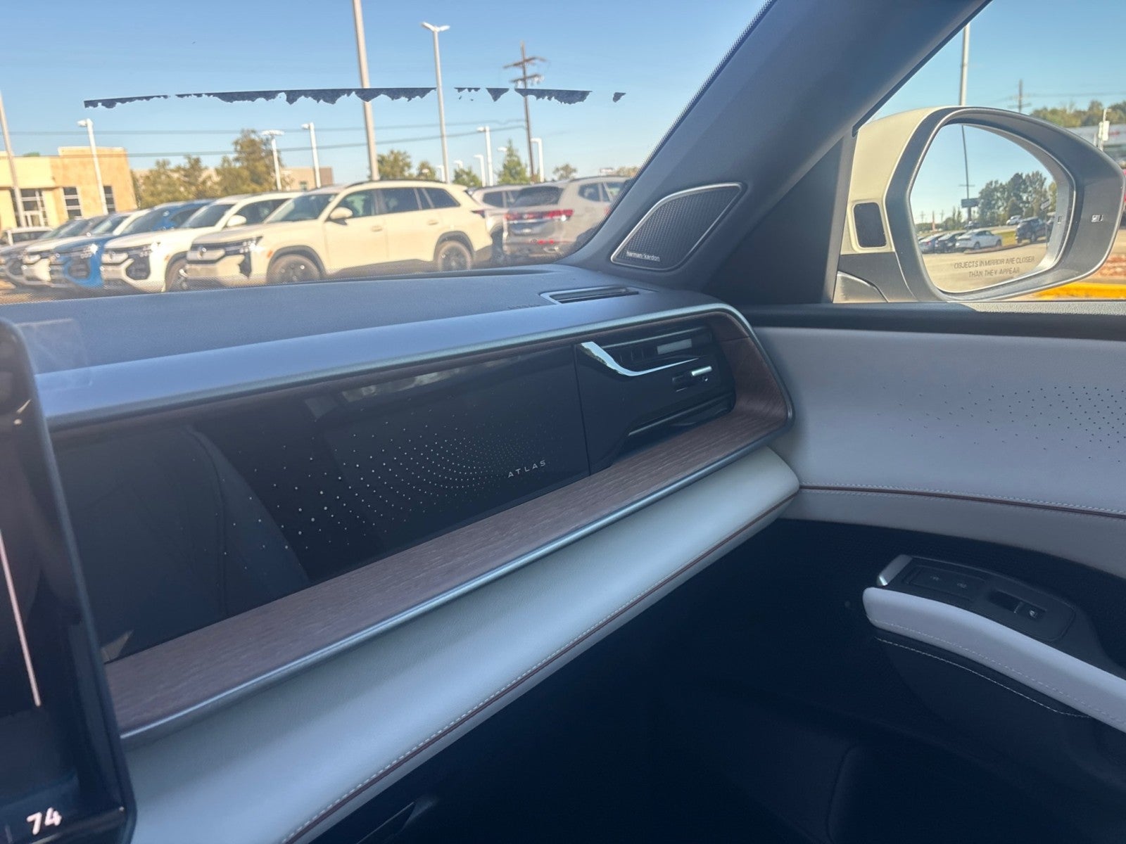 2027 Volkswagen Atlas SEL Premium R-Line