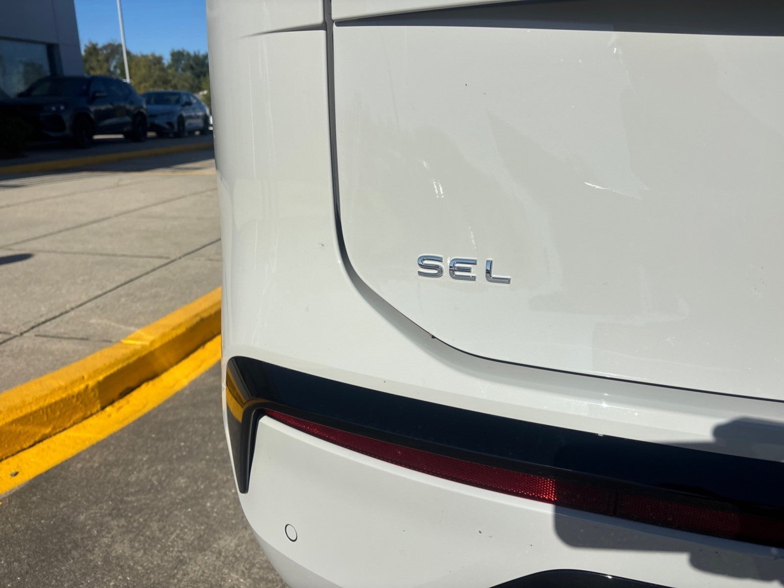 2027 Volkswagen Atlas SEL Premium R-Line