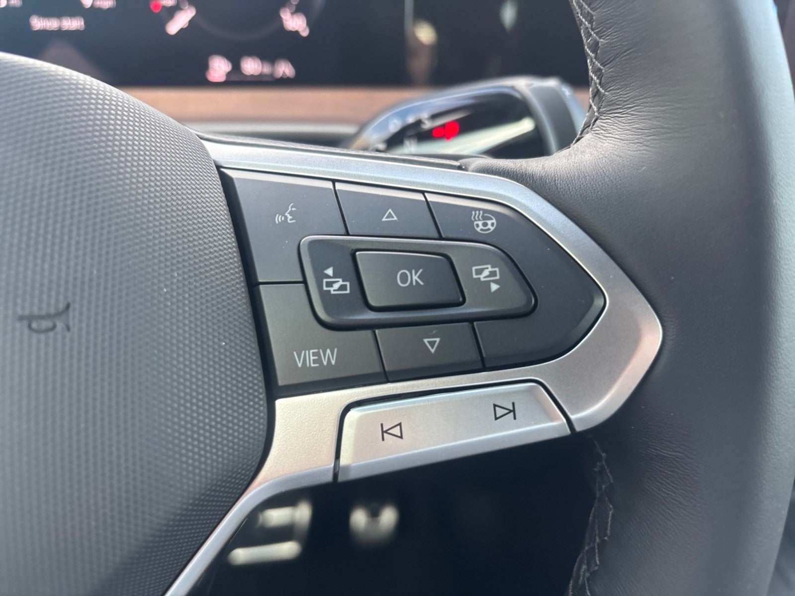 2027 Volkswagen Atlas SEL Premium R-Line