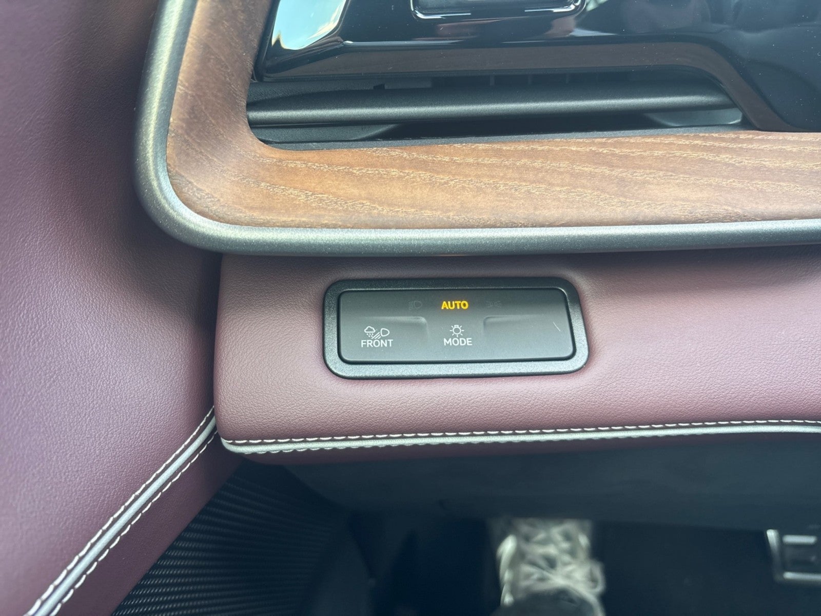 2027 Volkswagen Atlas SEL Premium R-Line