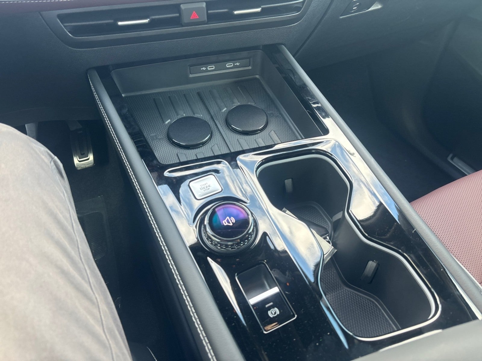 2027 Volkswagen Atlas SEL Premium R-Line