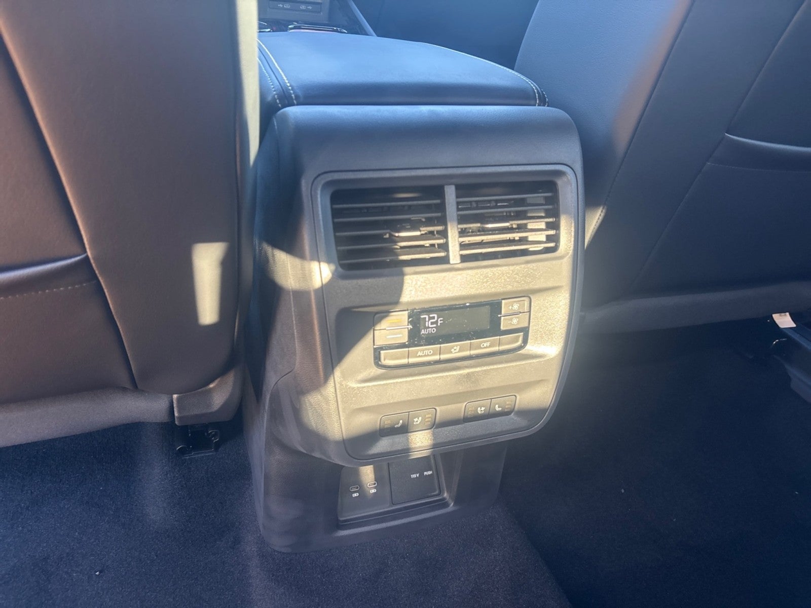 2027 Volkswagen Atlas SEL Premium R-Line