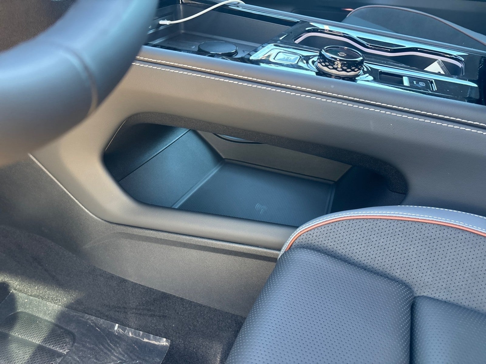 2027 Volkswagen Atlas SEL Premium R-Line