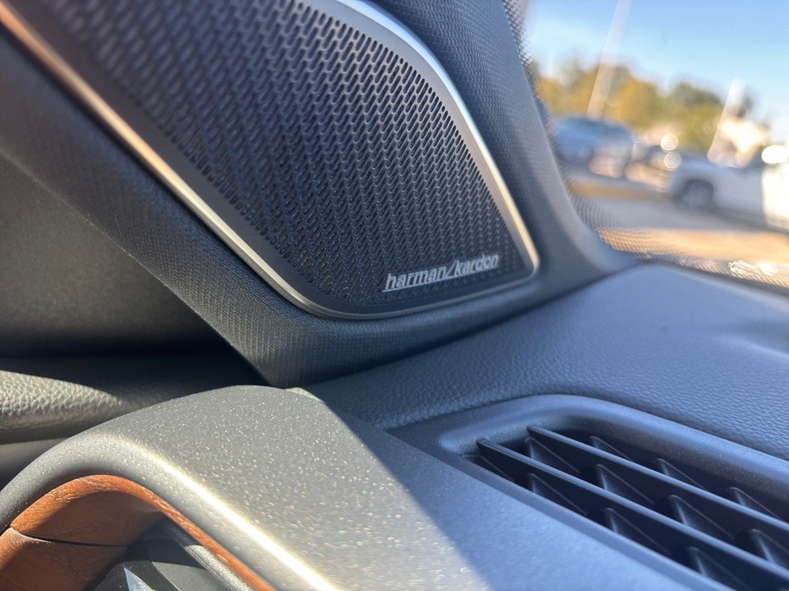 2027 Volkswagen Atlas SEL Premium R-Line