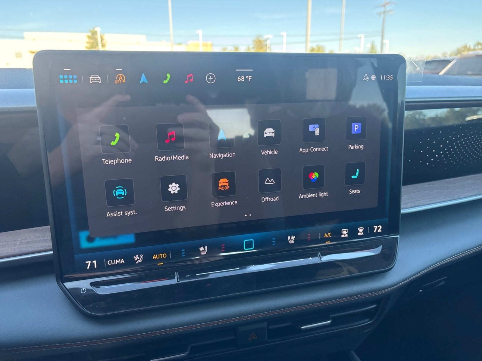 2027 Volkswagen Atlas SEL Premium R-Line