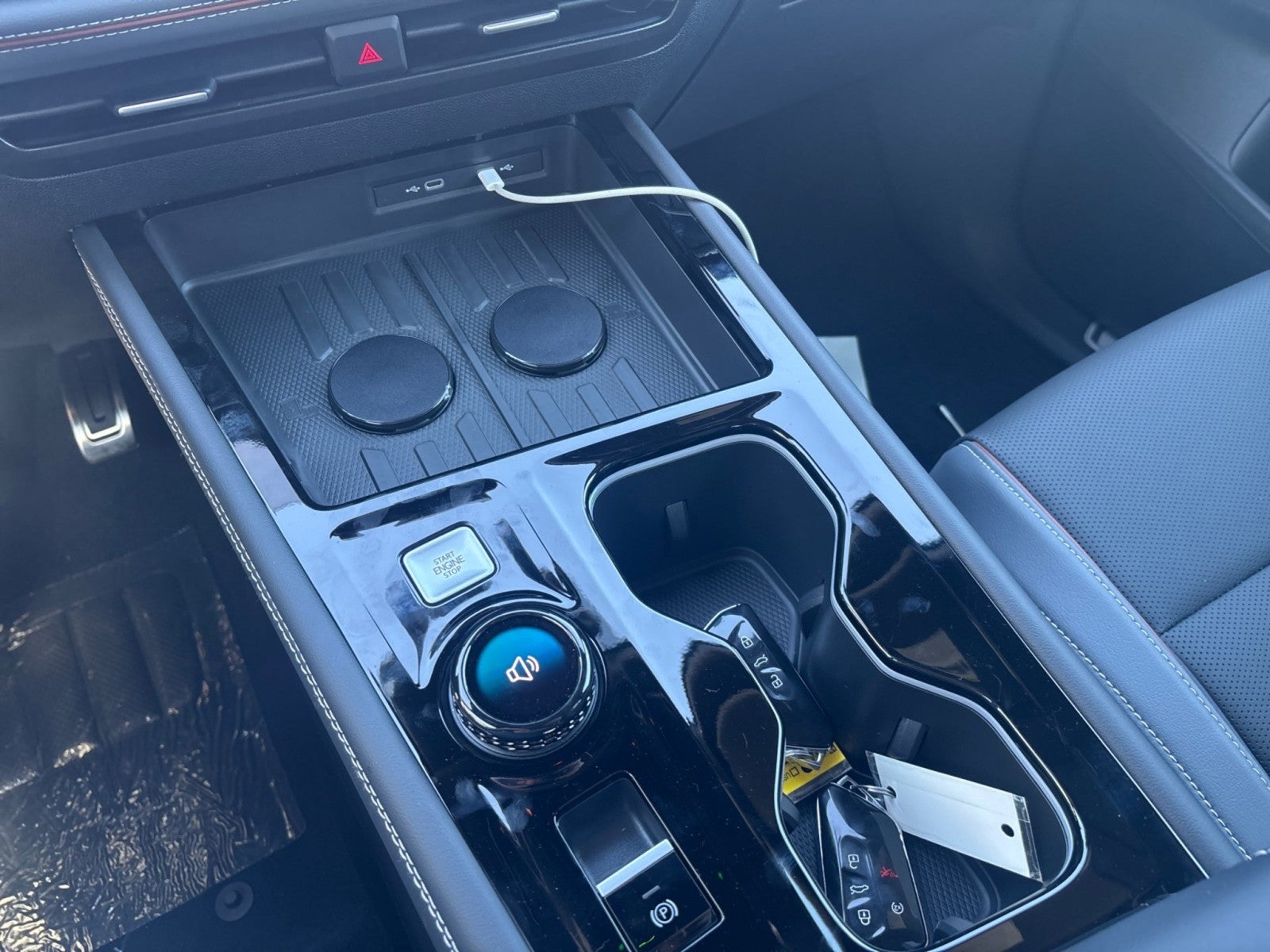 2027 Volkswagen Atlas SEL Premium R-Line