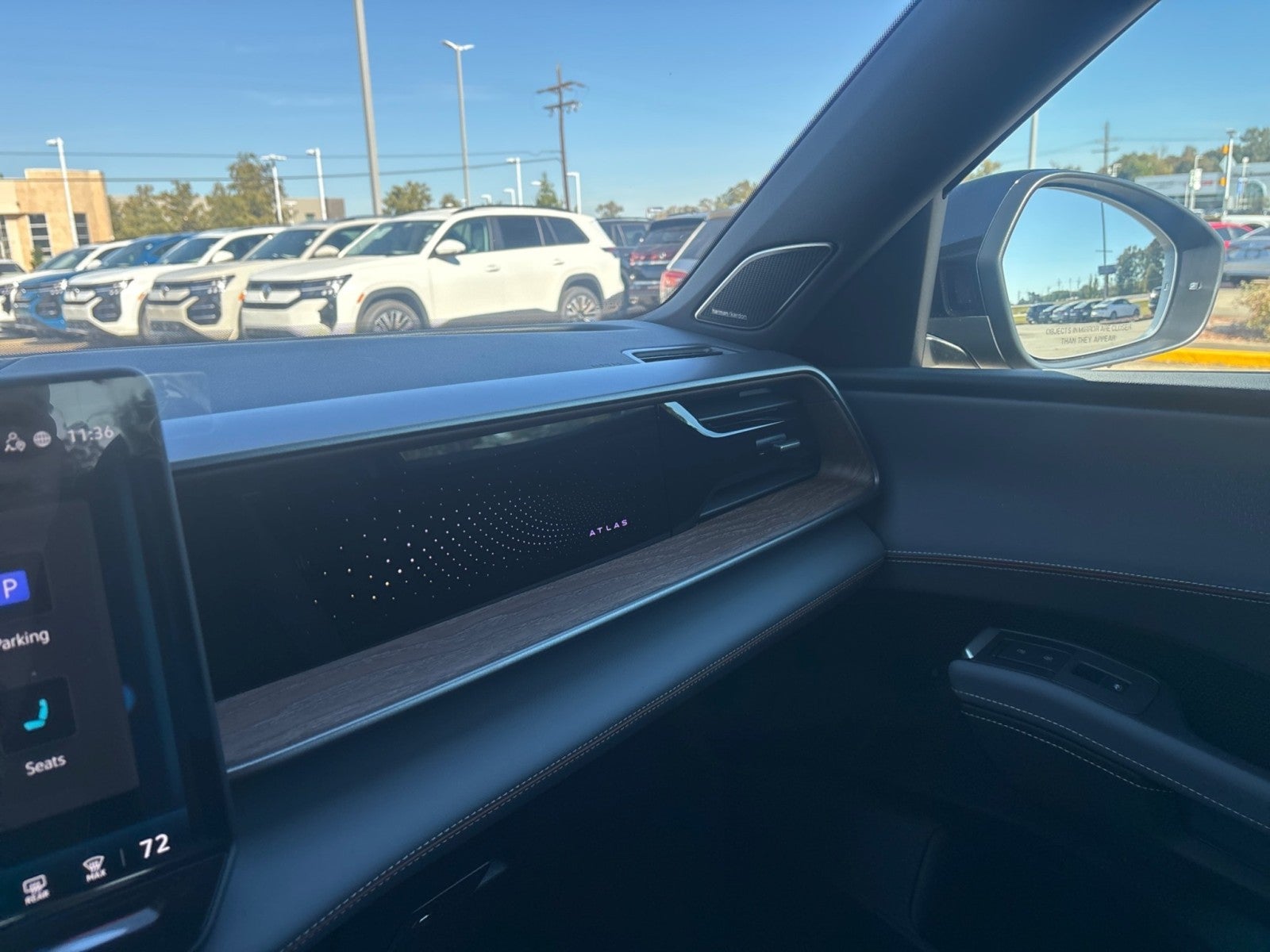 2027 Volkswagen Atlas SEL Premium R-Line