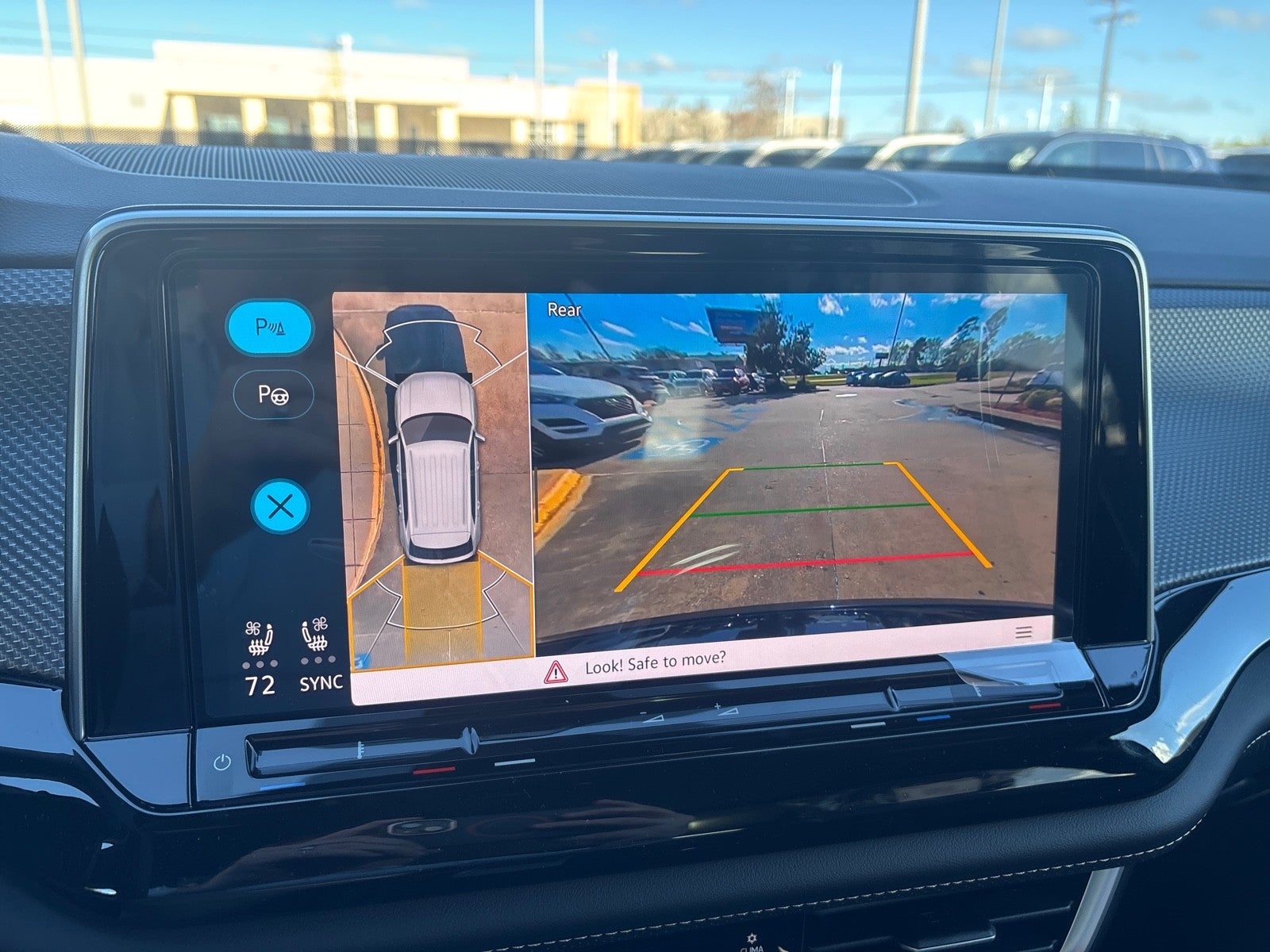 2026 Volkswagen Atlas Cross Sport 2.0T SEL Premium R-Line