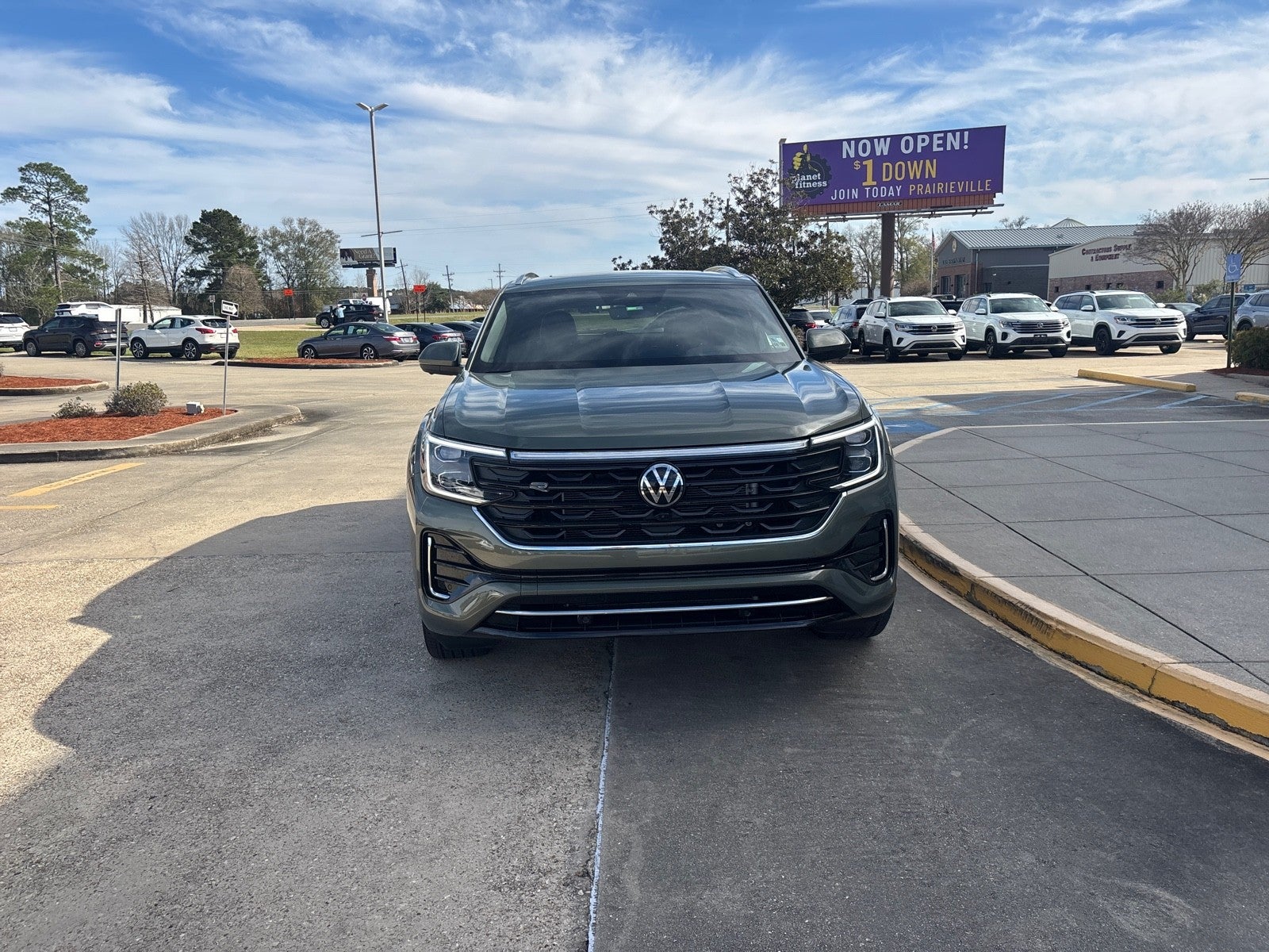 2026 Volkswagen Atlas Cross Sport 2.0T SEL Premium R-Line