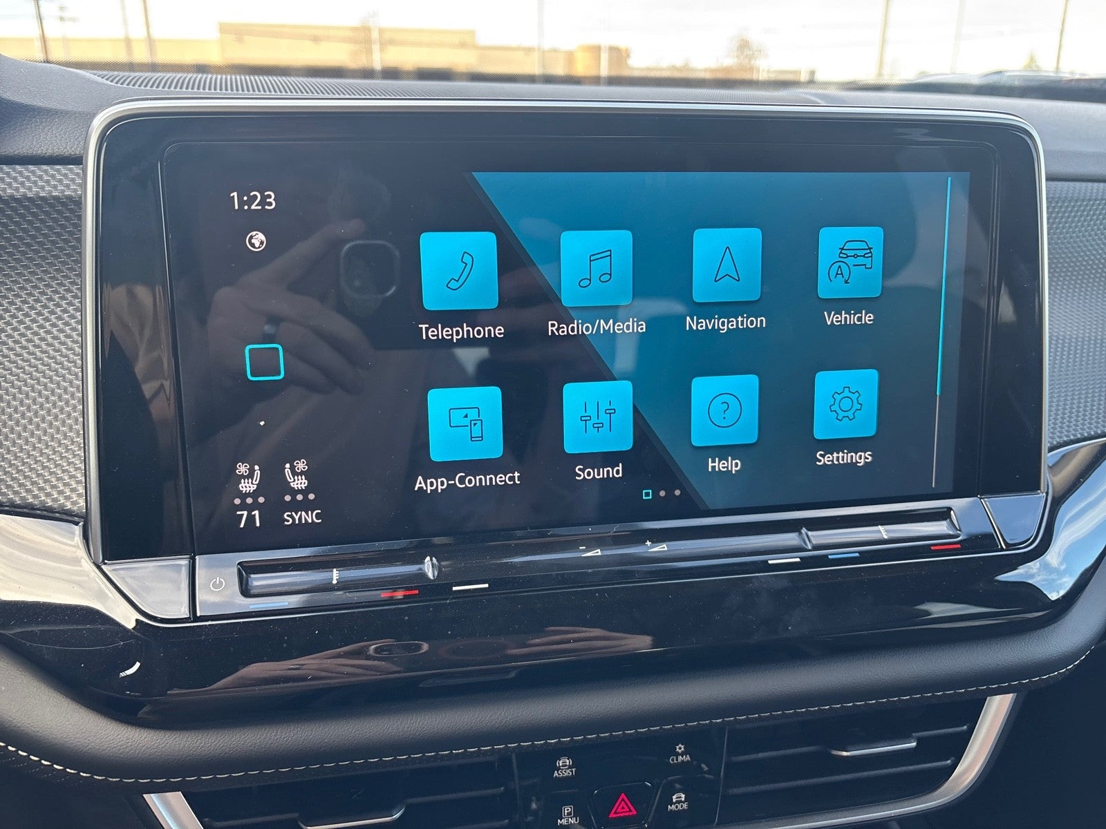 2026 Volkswagen Atlas Cross Sport 2.0T SEL Premium R-Line