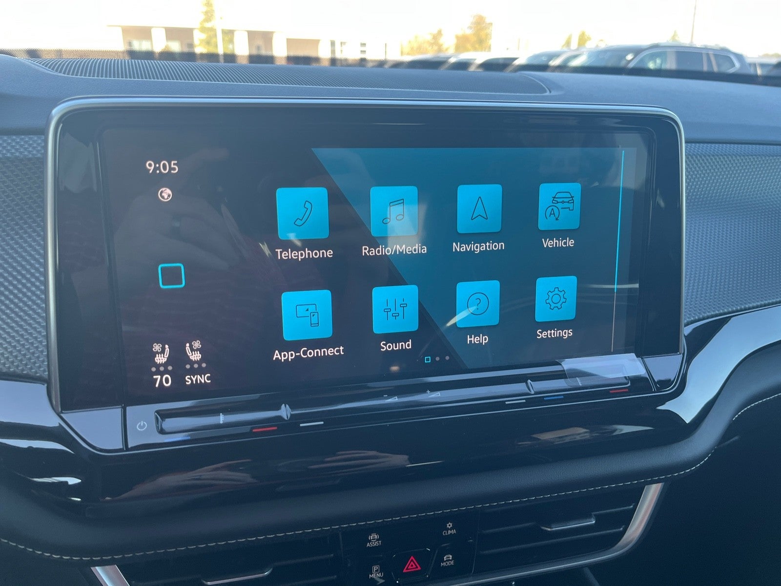 2026 Volkswagen Atlas Cross Sport 2.0T SEL Premium R-Line