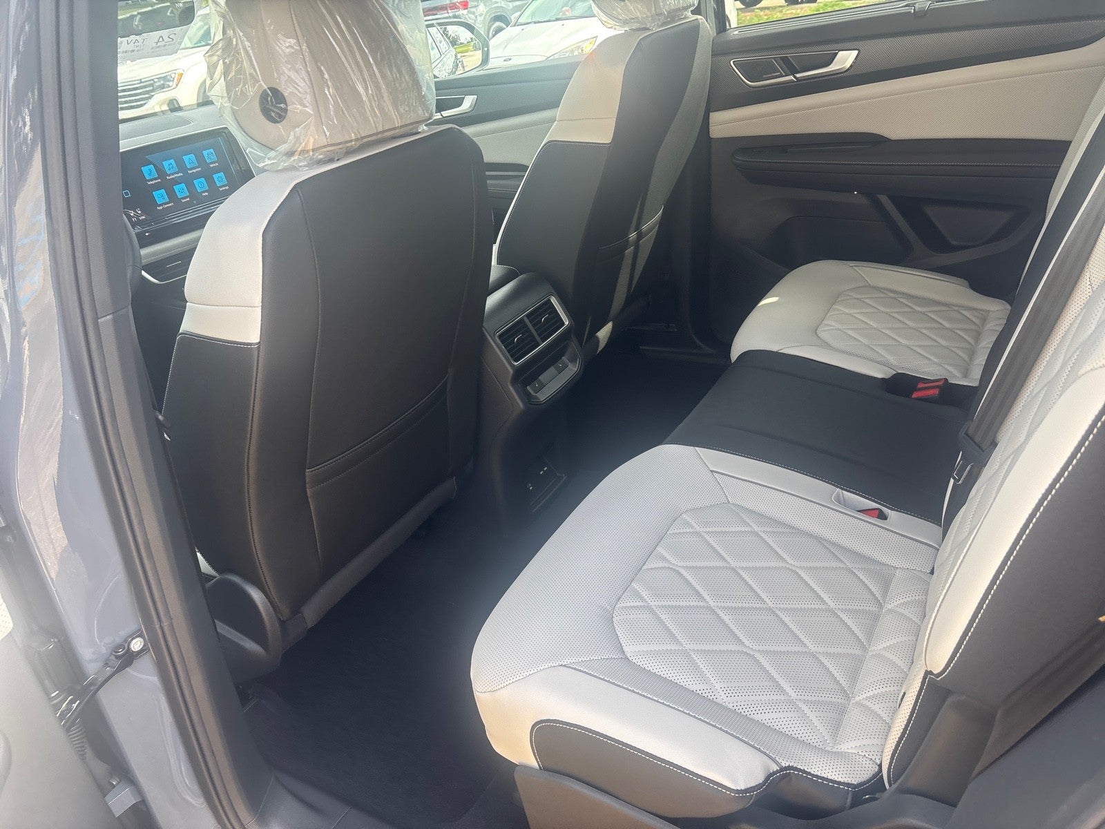 2026 Volkswagen Atlas Cross Sport 2.0T SEL Premium R-Line