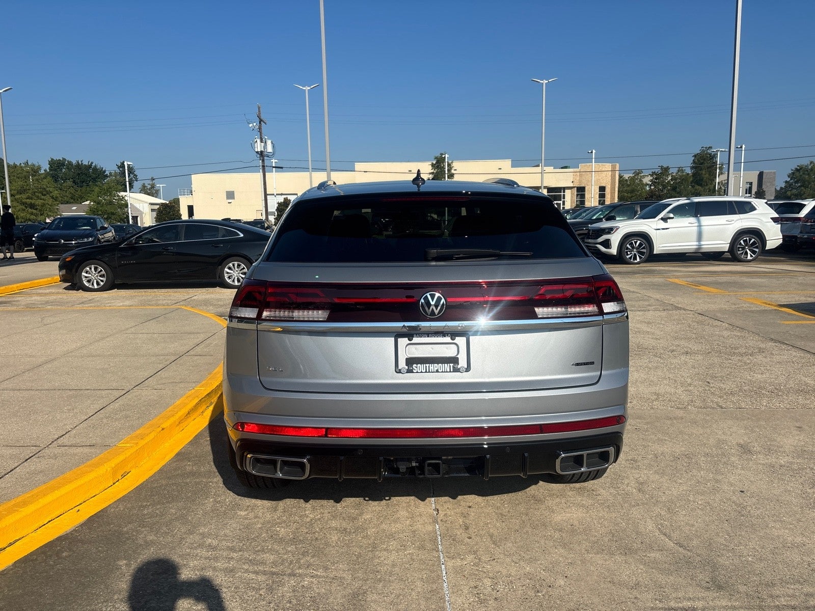 2026 Volkswagen Atlas Cross Sport 2.0T SEL Premium R-Line