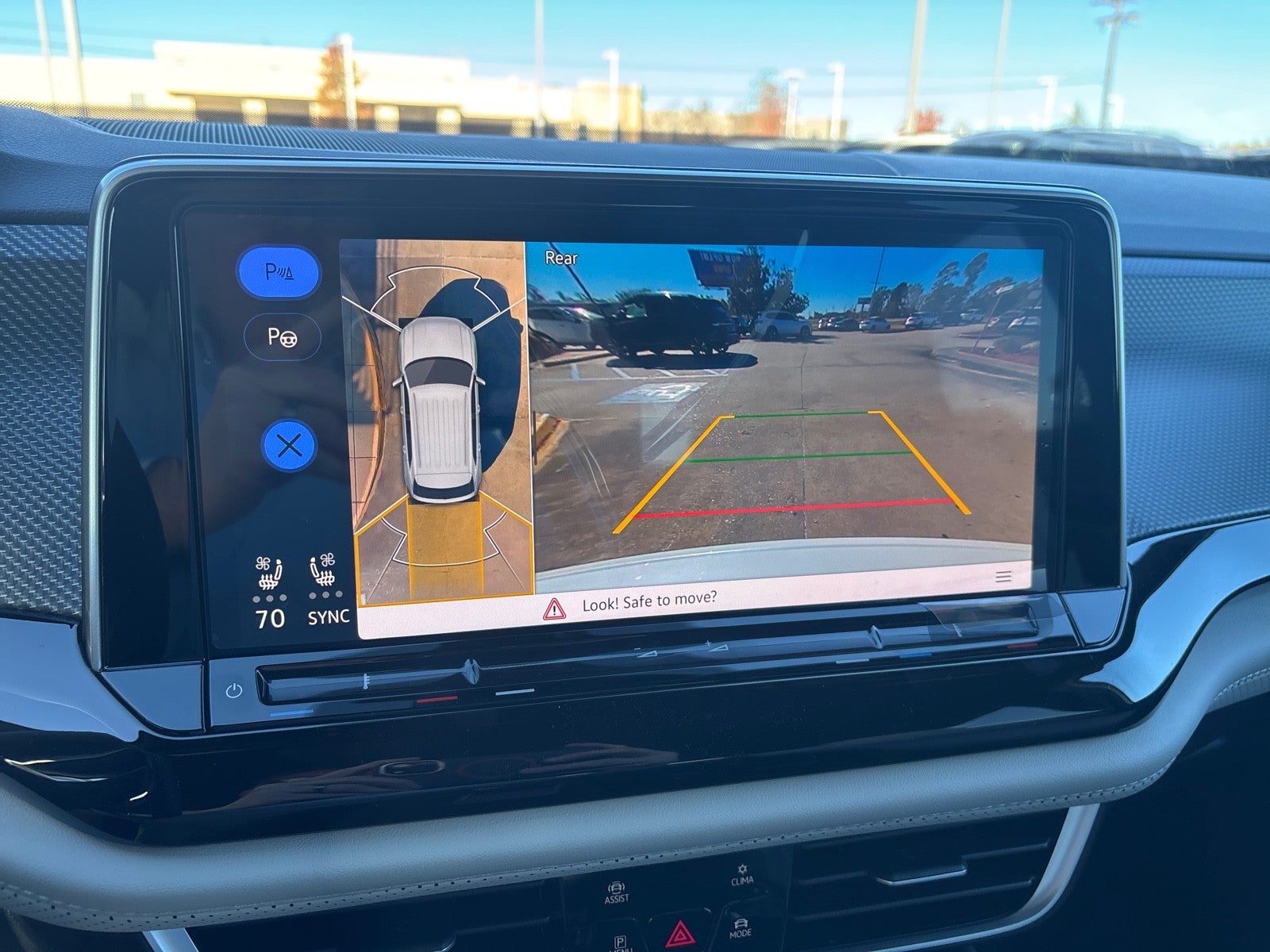 2026 Volkswagen Atlas Cross Sport 2.0T SEL Premium R-Line