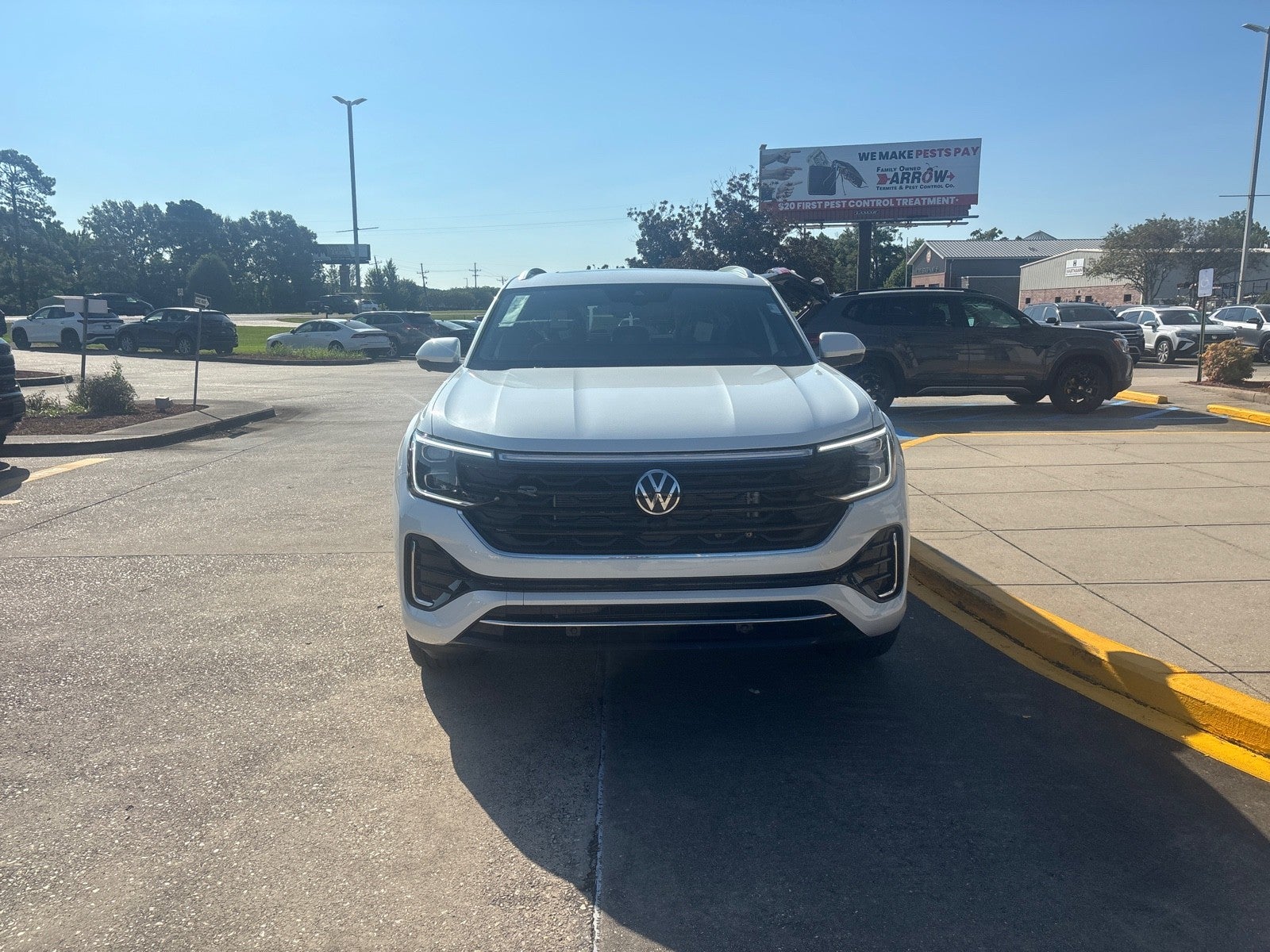 2026 Volkswagen Atlas Cross Sport 2.0T SEL Premium R-Line