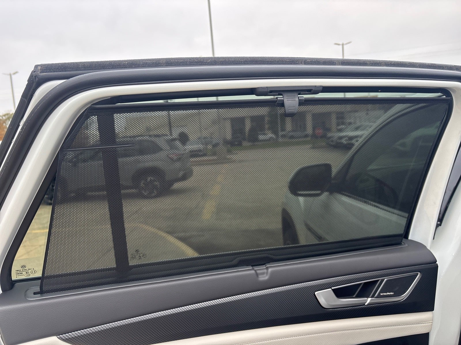 2026 Volkswagen Atlas Cross Sport 2.0T SEL Premium R-Line