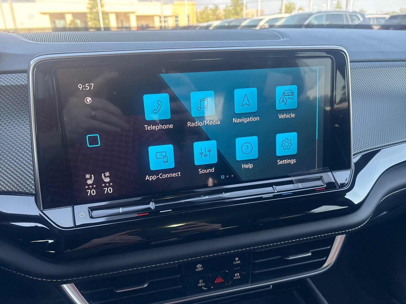 2026 Volkswagen Atlas Cross Sport 2.0T SEL Premium R-Line
