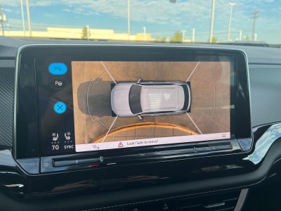 2026 Volkswagen Atlas Cross Sport 2.0T SEL Premium R-Line