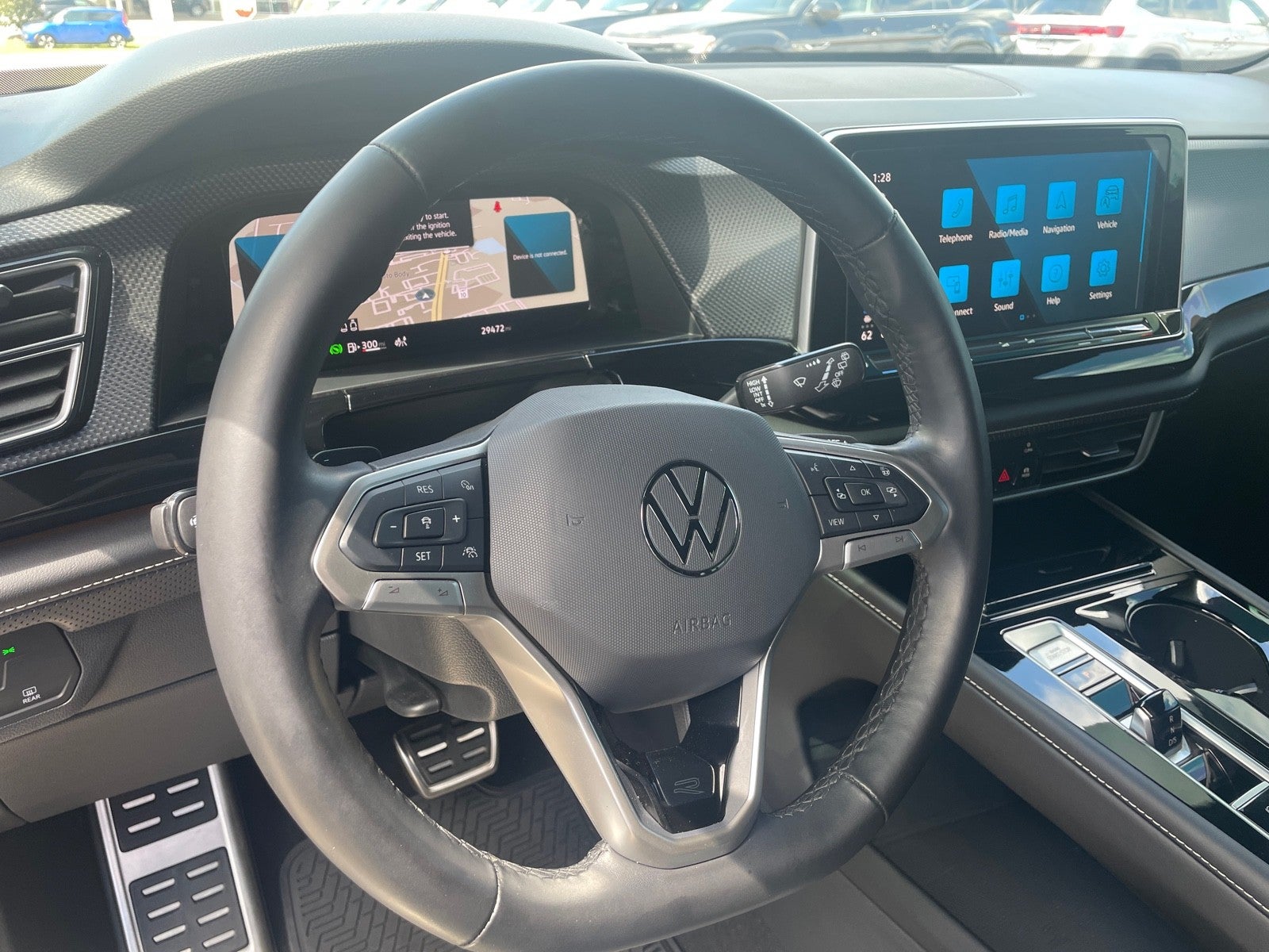 2024 Volkswagen Atlas Cross Sport 2.0T SEL Premium R-Line