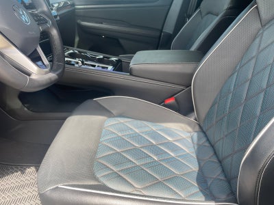 2024 Volkswagen Atlas Cross Sport 2.0T SEL Premium R-Line