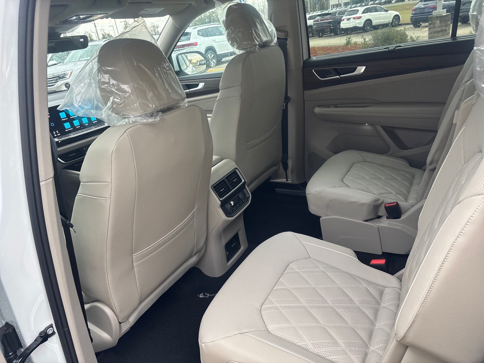 2026 Volkswagen Atlas 2.0T SEL Premium R-Line