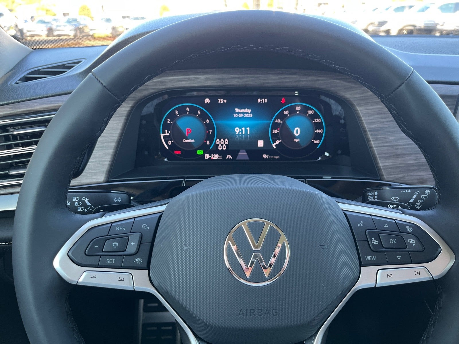 2026 Volkswagen Atlas 2.0T SEL Premium R-Line