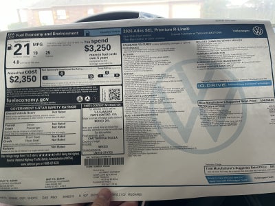 2026 Volkswagen Atlas 2.0T SEL Premium R-Line