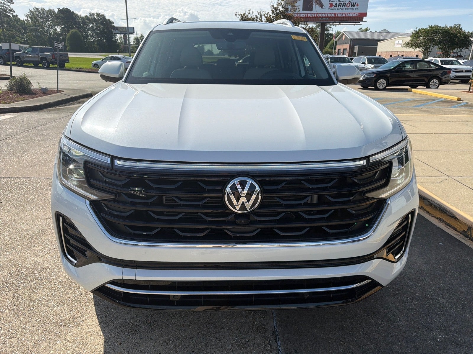 2026 Volkswagen Atlas 2.0T SEL Premium R-Line