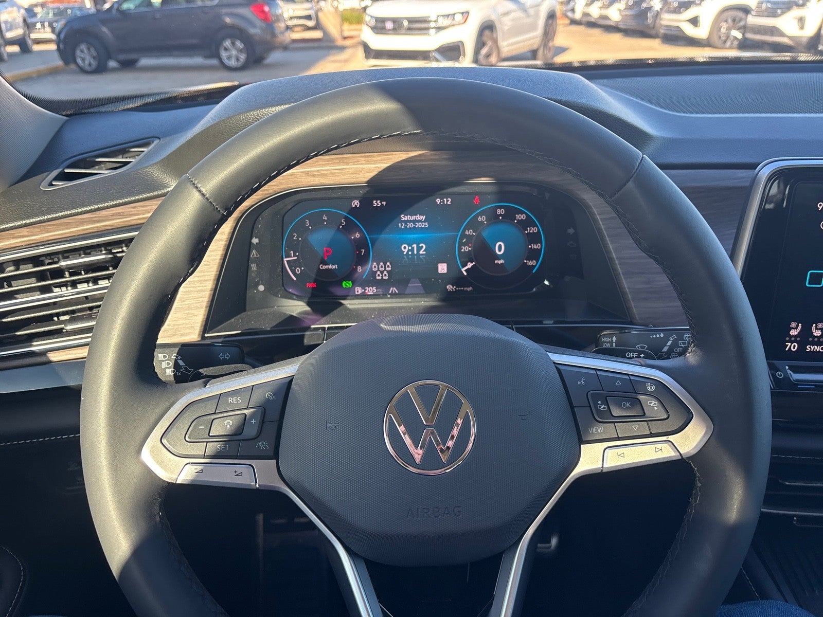 2026 Volkswagen Atlas 2.0T SEL Premium R-Line