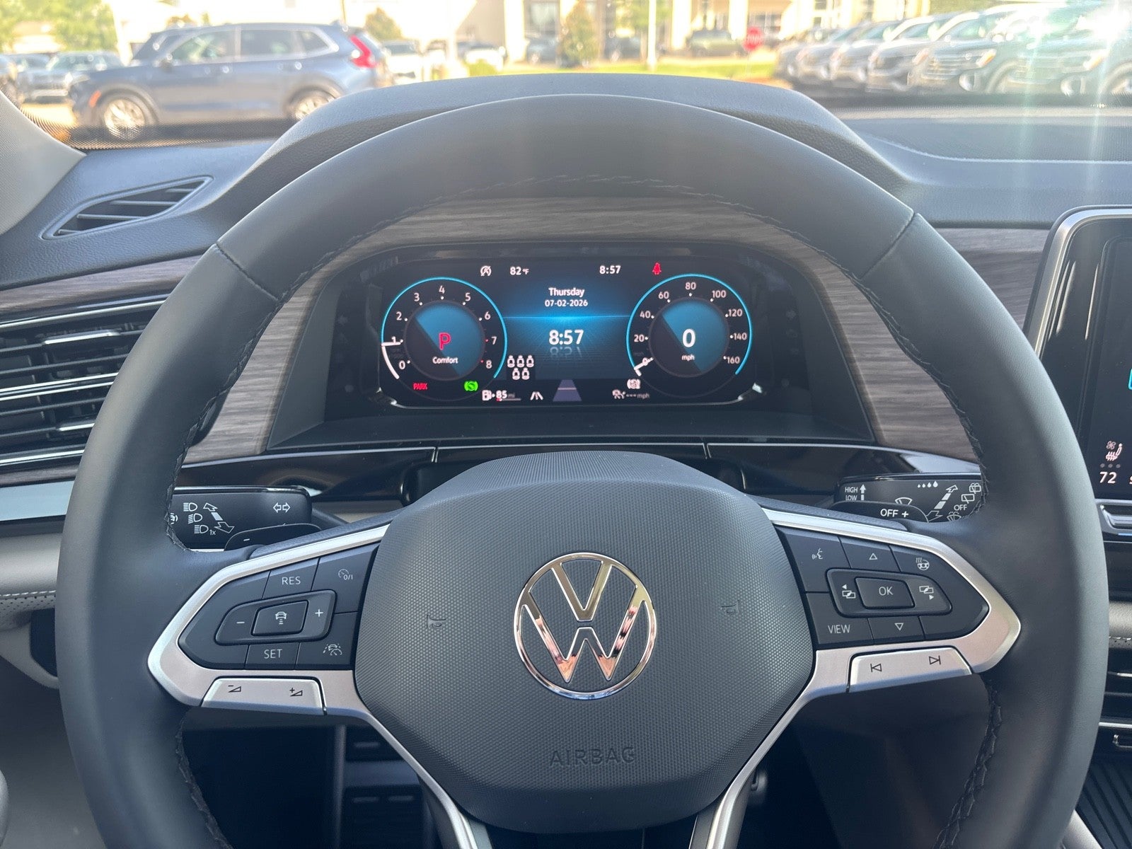 2026 Volkswagen Atlas 2.0T SEL Premium R-Line
