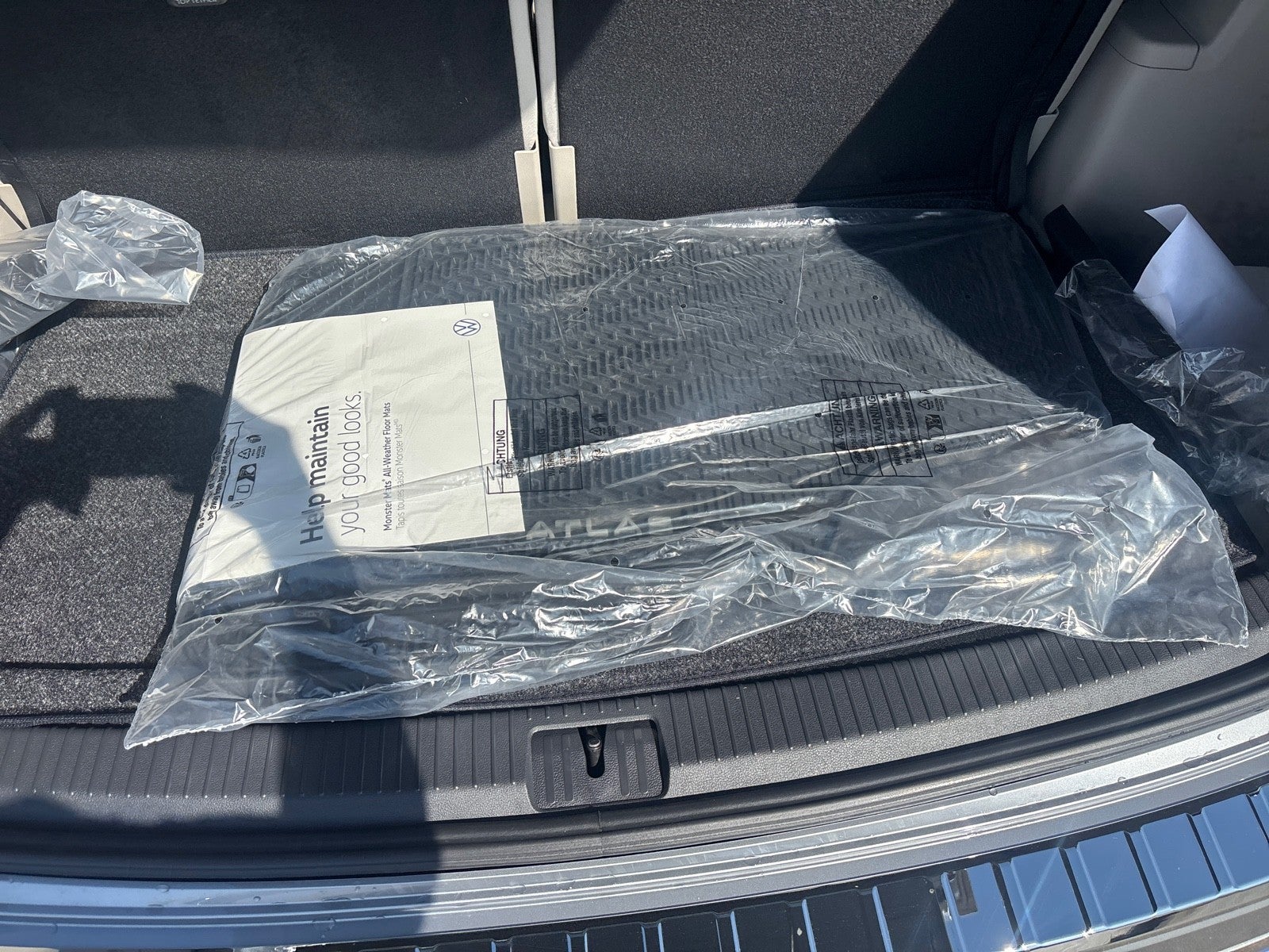 2026 Volkswagen Atlas 2.0T SEL Premium R-Line