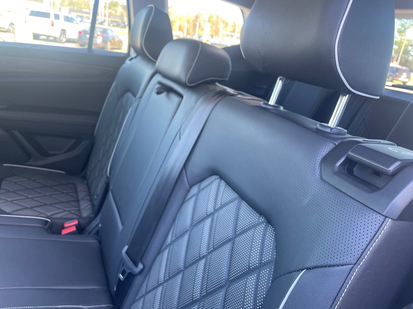 2025 Volkswagen Atlas 2.0T SEL Premium R-Line