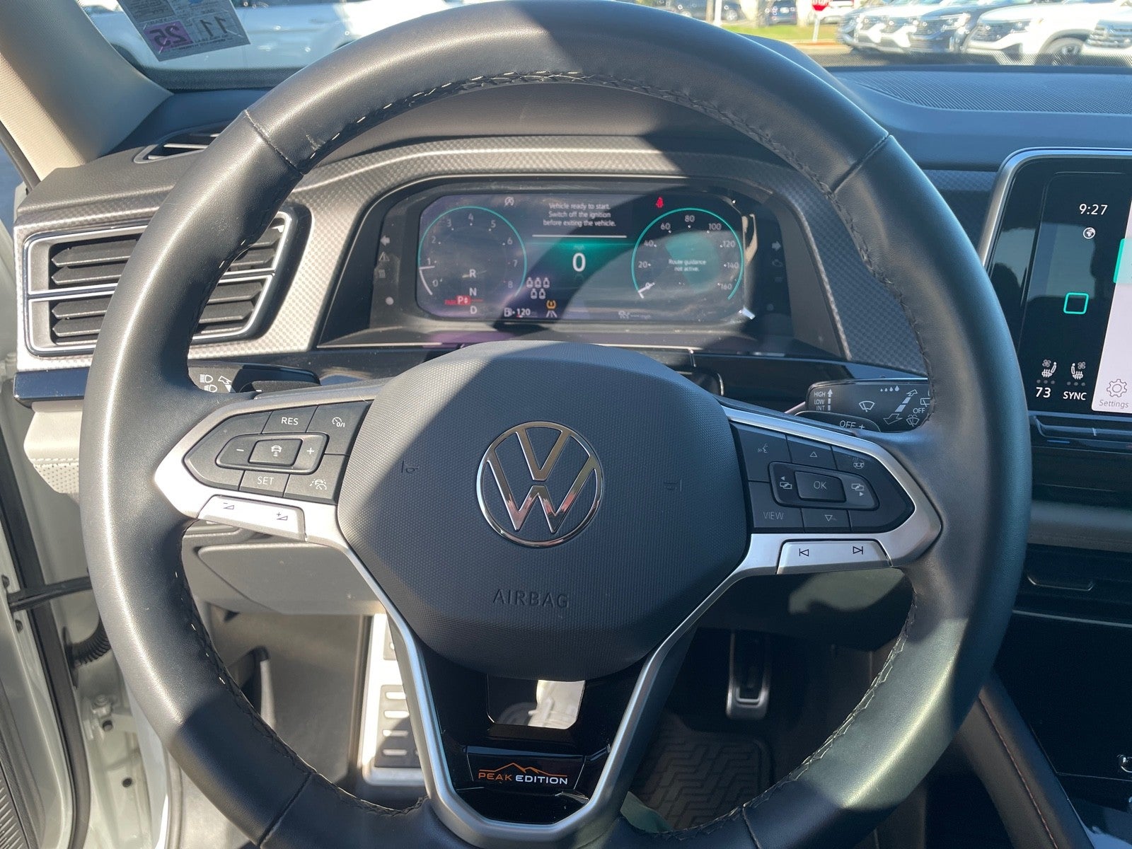 2024 Volkswagen Atlas 2.0T Peak Edition SEL