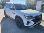 2024 Volkswagen Atlas 2.0T Peak Edition SEL
