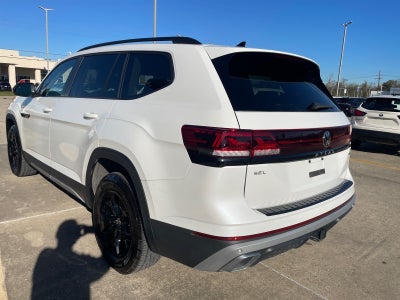 2024 Volkswagen Atlas 2.0T Peak Edition SEL