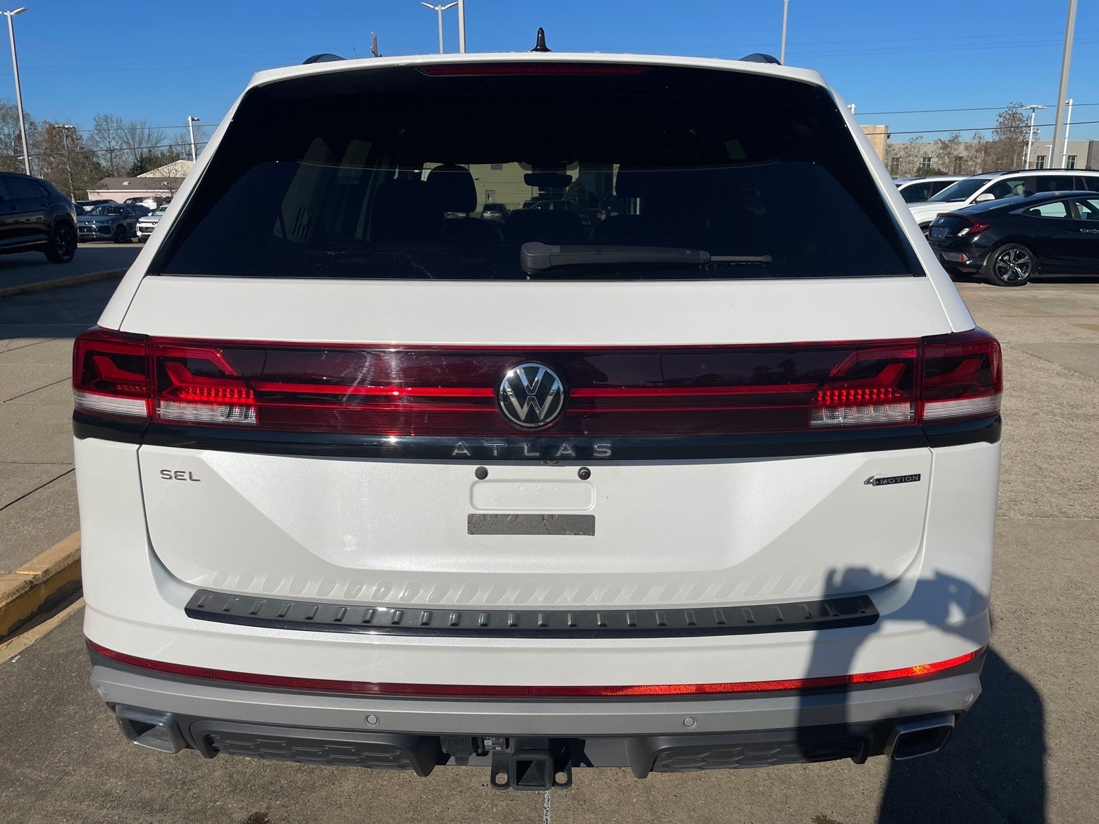 2024 Volkswagen Atlas 2.0T Peak Edition SEL