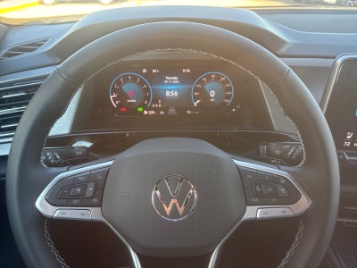 2026 Volkswagen Atlas Cross Sport 2.0T SE w/Technology